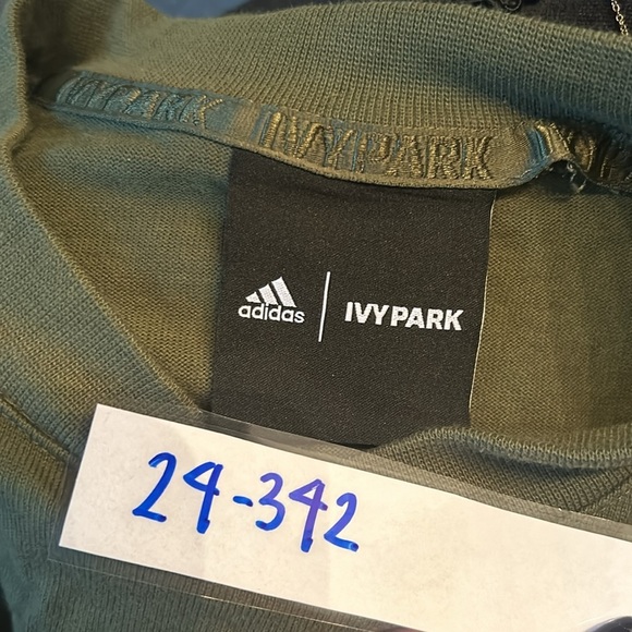 Green ADIDAS x Ivy Park Crop Top - Picture 3 of 3